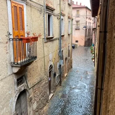 Vico Al 23, In Pieno Centro Storico * Tagliacozzo