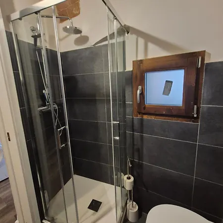 Apartment Vico Al 23, In Pieno Centro Storico *